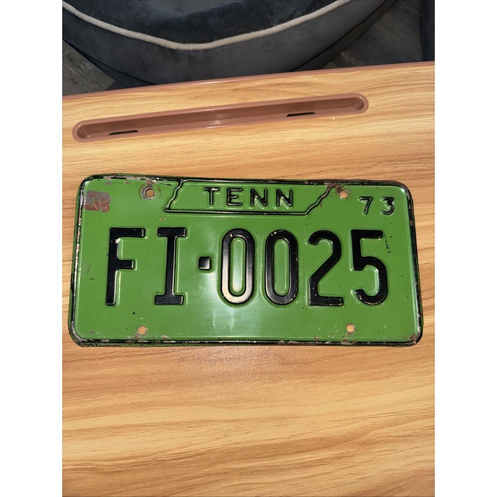 1973 Original Tennessee  Truck License Plate # ST-0985